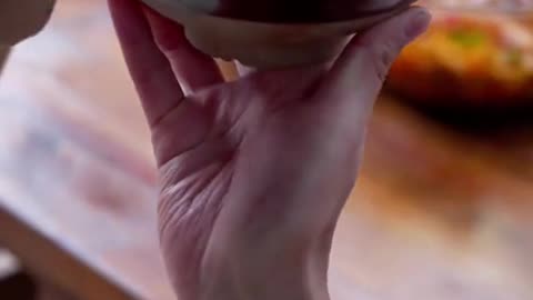 Making flat rice noodles from green beans