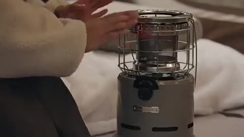Portable Multi-function Outdoor Gas Stove with Heating and Roasting Capabilities