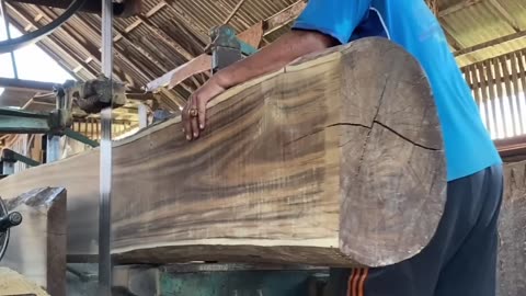 Acacia wood sawmill that display beauty