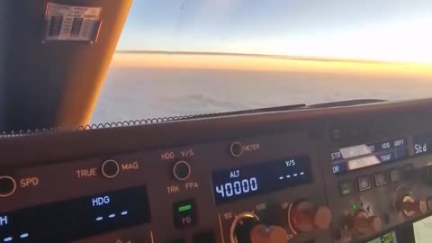 The best place to admire sunrises and sunsets is at flight level 400 (12,200 m)