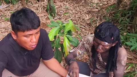 Primitive people find it strange to snack and eat cakes