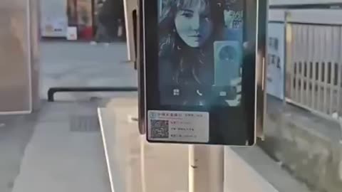 W Chinach obywatele muszą mieć biometryczny identyfikator cyfrowy (weryfikowany przez kamery rozpoznające twarze), aby opuścić swoje strefy sąsiedzkie.