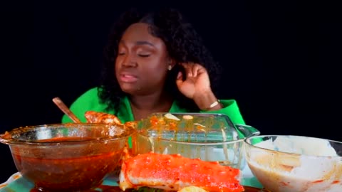 KING CRAB SEAFOOD BOIL MUKBANG DESHELLED SEAFOOD BOIL MUKBANG SEAFOOD MUKBANG_part4
