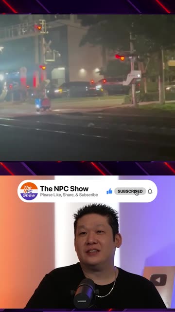 Food Delivery Robot Fail 🤖🚄💨