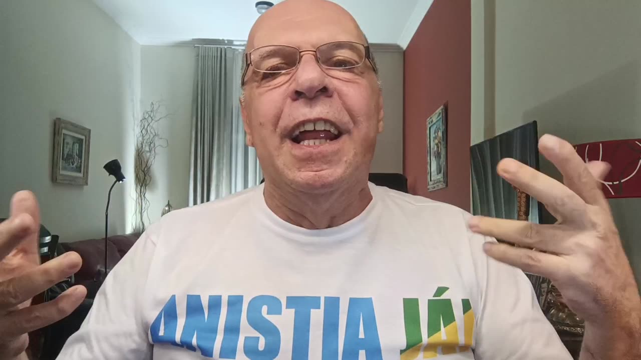 Trump começa a falar grosso com o Brasil