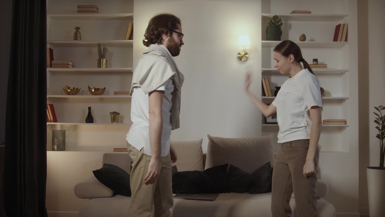 Couple Arguement, It happens lot