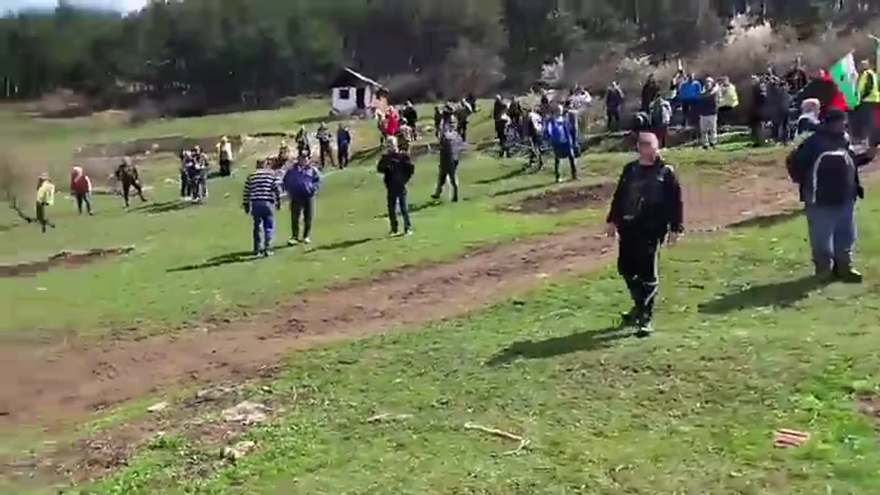 Пускането на овцете на Бай Георги на паша - част 2