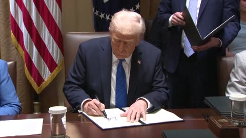 President Trump executive order on Smithsonian targets funding for programs with 'improper ideology'