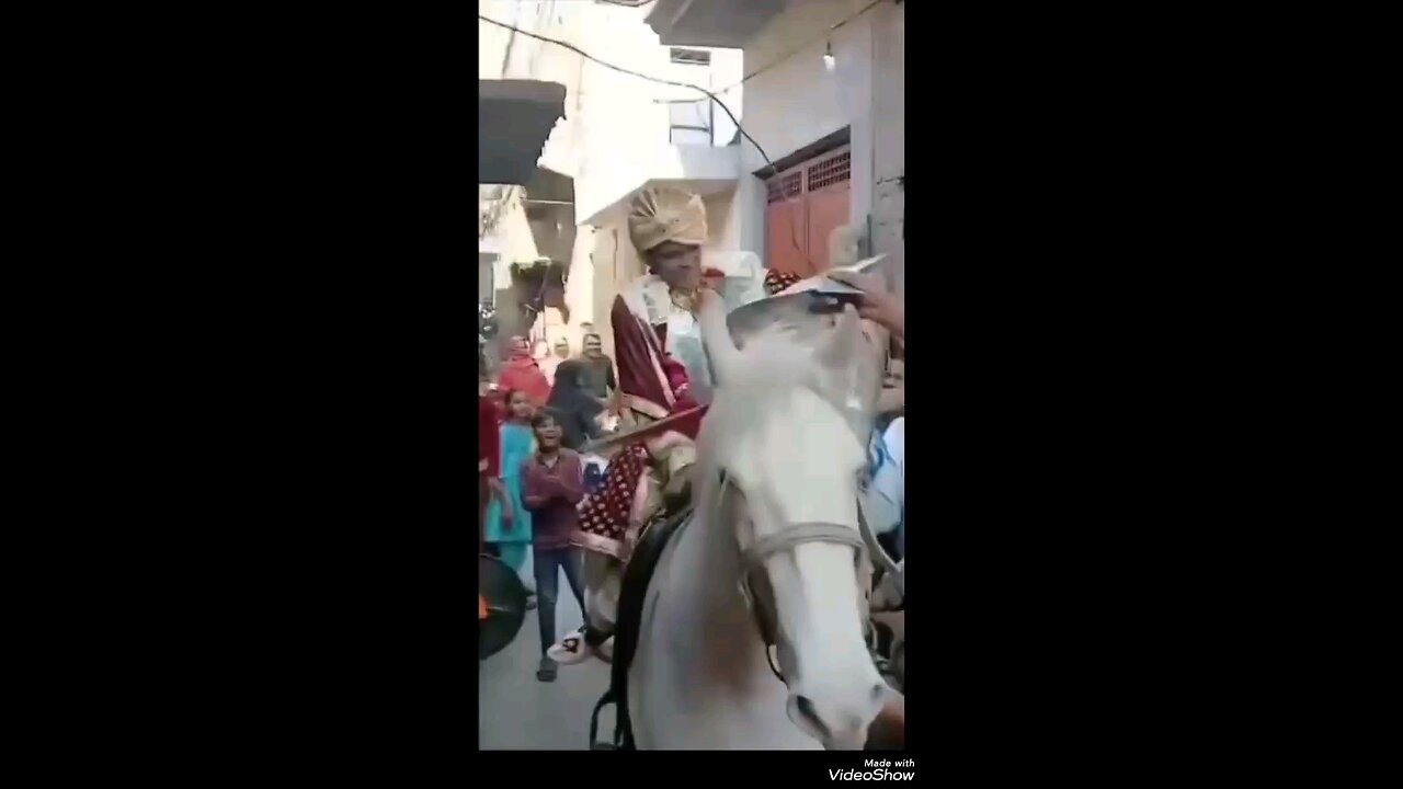 Apni shaadi ke din main bhi Ghode per Chadha tha😂