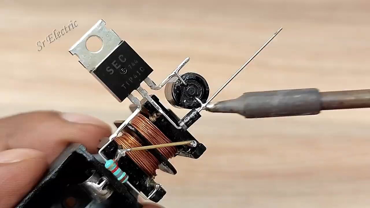 Game-Changing Tiny Tools for Testing Electronics! 🔧⚡