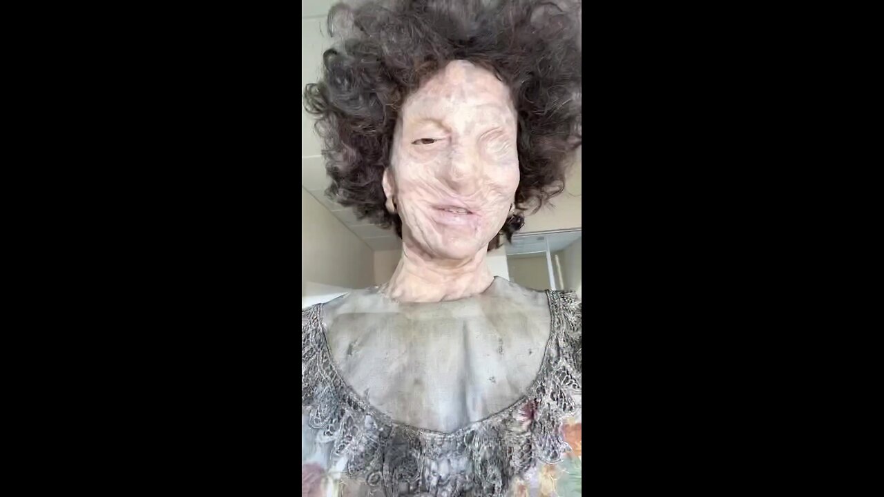 she was lit 🔥