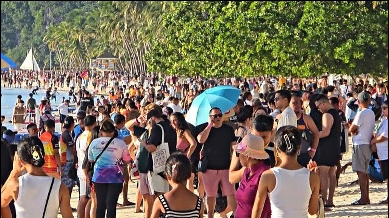 Walking on the Beach During Vacation on December 25, 2025