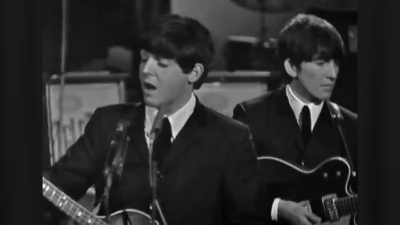 The Beatles - She Loves You