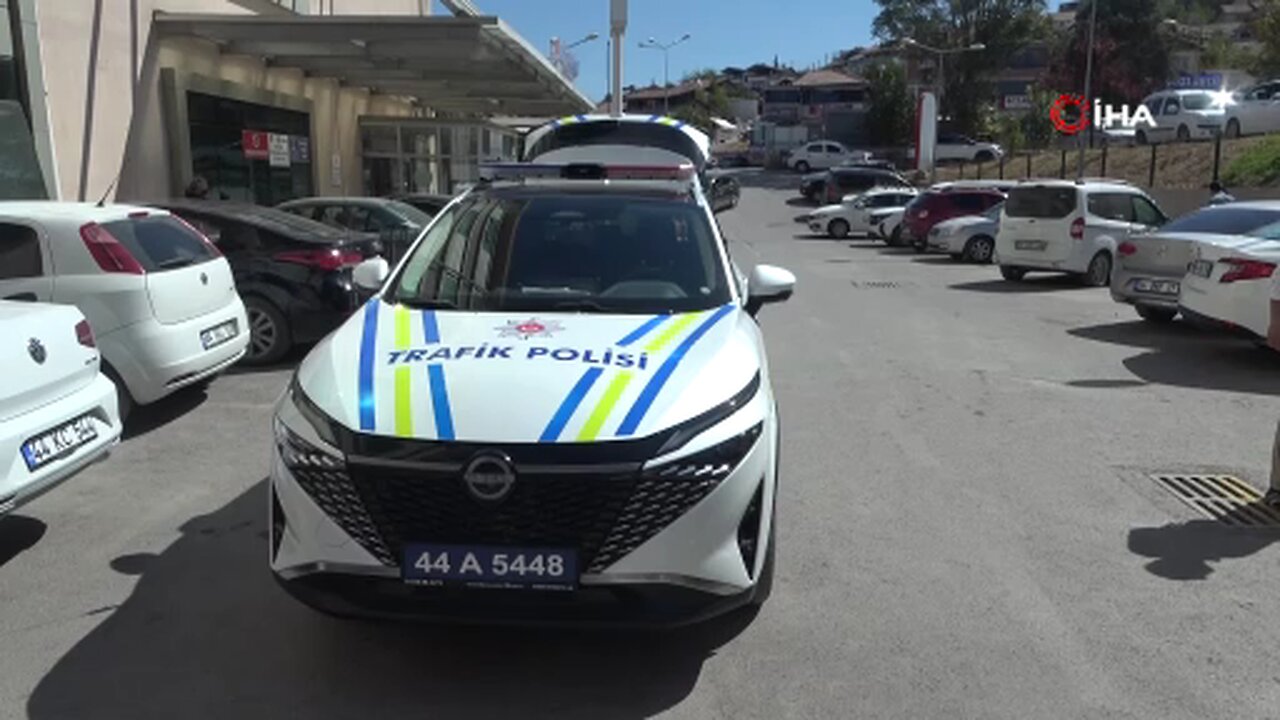 Kalp krizi geçiren sürücü 7 araca çarptı