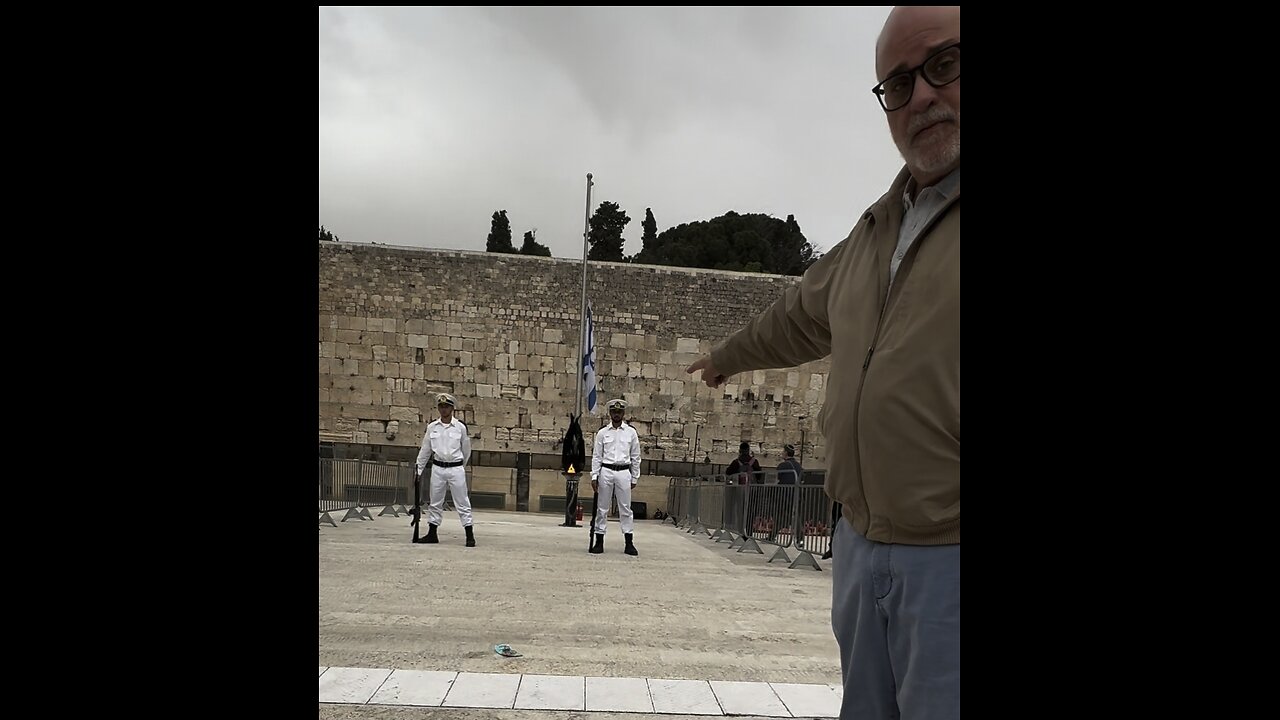 Levin At The Western Wall In Jerusalem Warns The World: Iran Cannot Get Nukes!