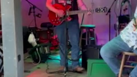 Nashville Rebel - Cover (Live Performance)