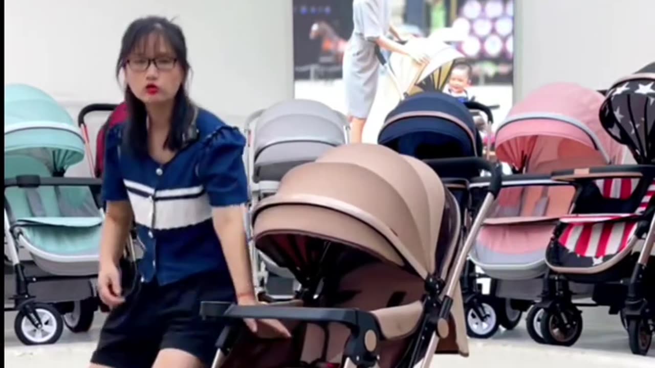 Two-Way Reversible Stroller β Comfort Meets Versatility πΆπΌ
