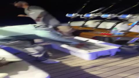 Fishing 120 Miles Offshore_part4