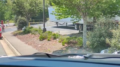 my wife don't love me anymore #ourtruckinglife #truckesvlogs #reallifetruckers #longhaultrucker