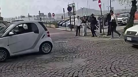 Pozzuoli (NA) - Bradisismo. Le proteste per la ZTL attiva (15.03.25)