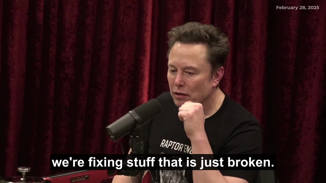 Elon Musk Exposes Government Waste: ‘Just a Big Dumb Machine’