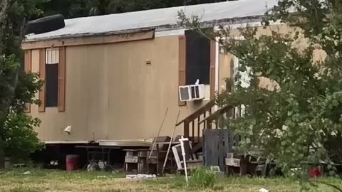Man whose wife was found decomposing in home worked for local school district - KSAT 12 (720p, h264)
