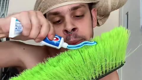 If you ever have bad breath. What would you do? 😅🦷🪥