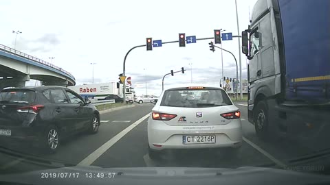 Wypadek Autobusu Arriva na Placu Daszyńskiego w Toruniu