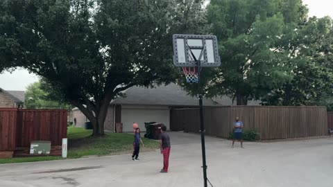 Kids Alley Basketball Hoops 1v1 Jaaz vs Eli May 31, 2025
