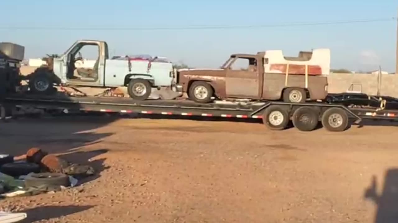 081625 TrucknHotrodranch 3 trucks, 3 trailers and two trips #automobile