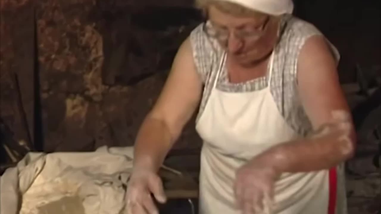 HOW TO MAKE BREAD OFF GRID WITH MILL