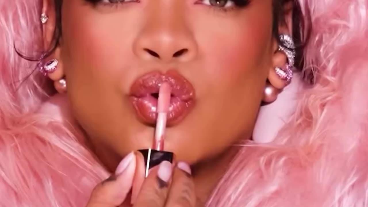 #Rihanna for #FentyBeauty