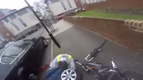 Breaking: Funny bike crash