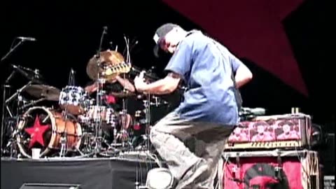 Bulls on Parade - Rage Against The Machine (live)