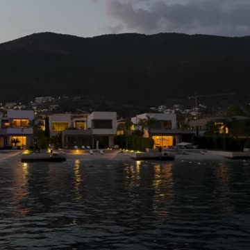 Gastoz i Andjela - Portonovi