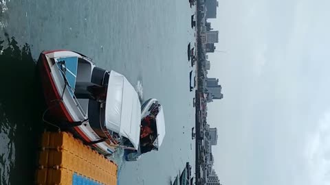 Magic Dekho-42-Flying On Towel-Pattayapier-Tiktok