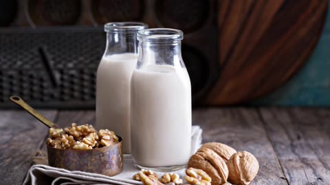 दूध और अखरोट एक साथ खाने के फायदे #short #health #viarl #trending