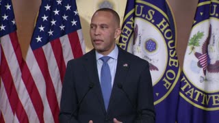 Hakeem Jeffries says House Democrats will fight to keep the government shut down