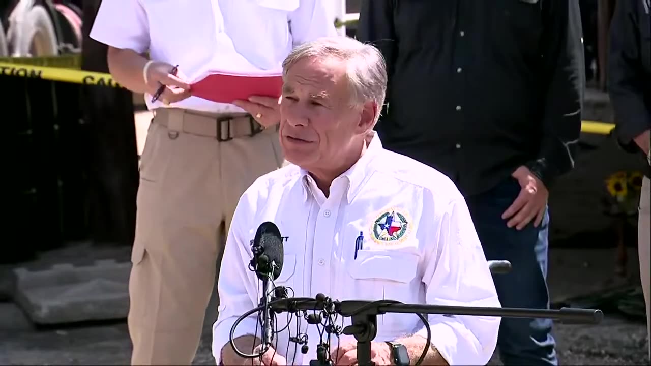 Gov Abbott briefs on the statewide impact of recent flooding