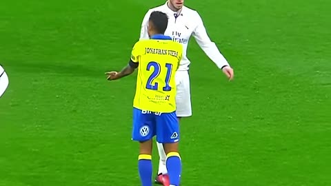 Footballer Crashouts 😛🙉