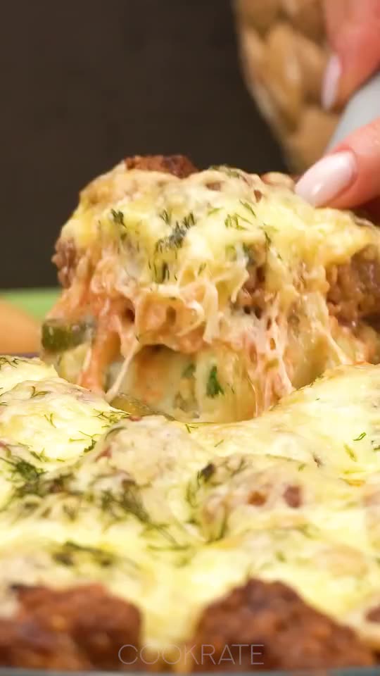 Salmon cutlets with potatoes