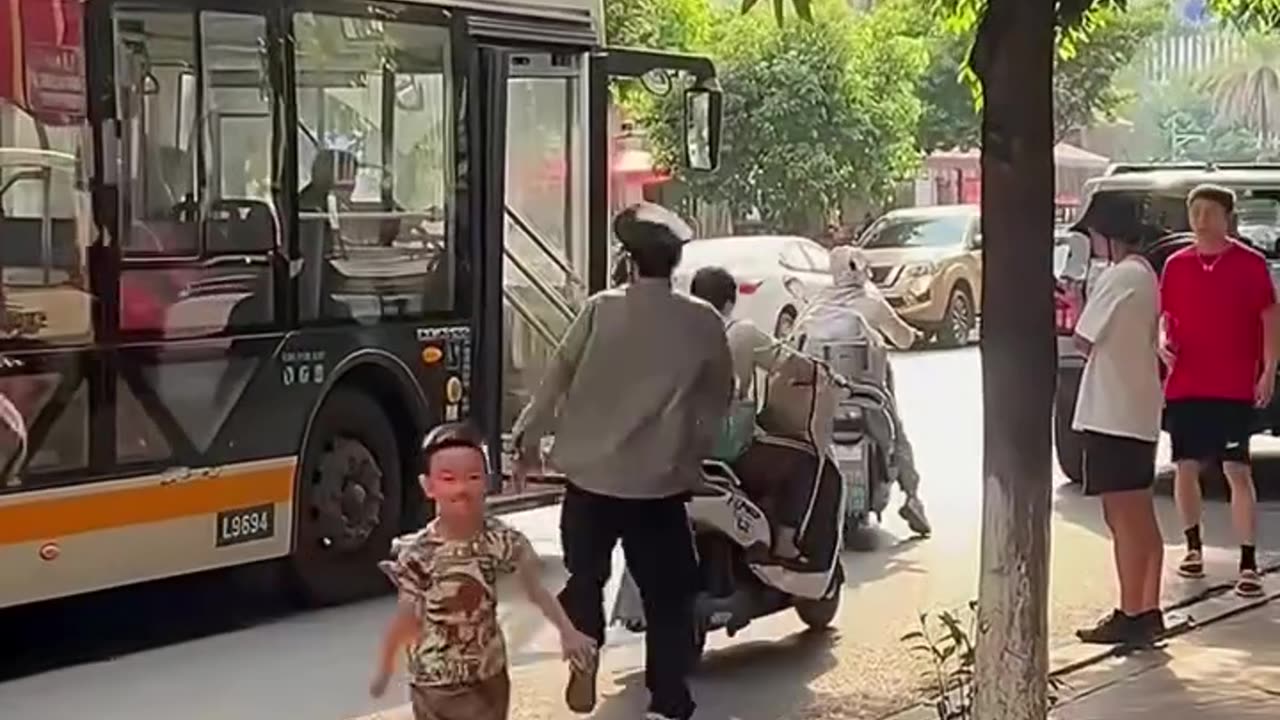He Thought He Caught This Thief & It Was So Awkward! 😂
