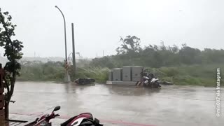 Typhoon Podul hits island off Taiwan's east coast, strong winds, rain