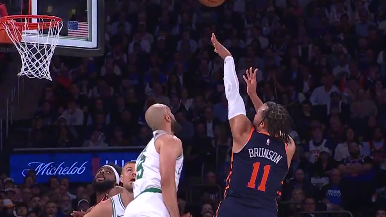 NBA - The post move. The fall-away. The finish. Jalen Brunson