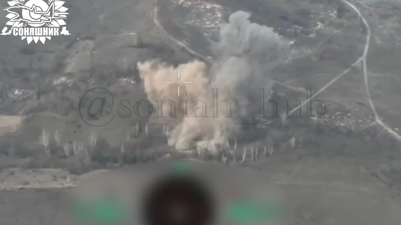 ✈️💣💥 MiG-29 crew destroys the remains of the house together with Russian