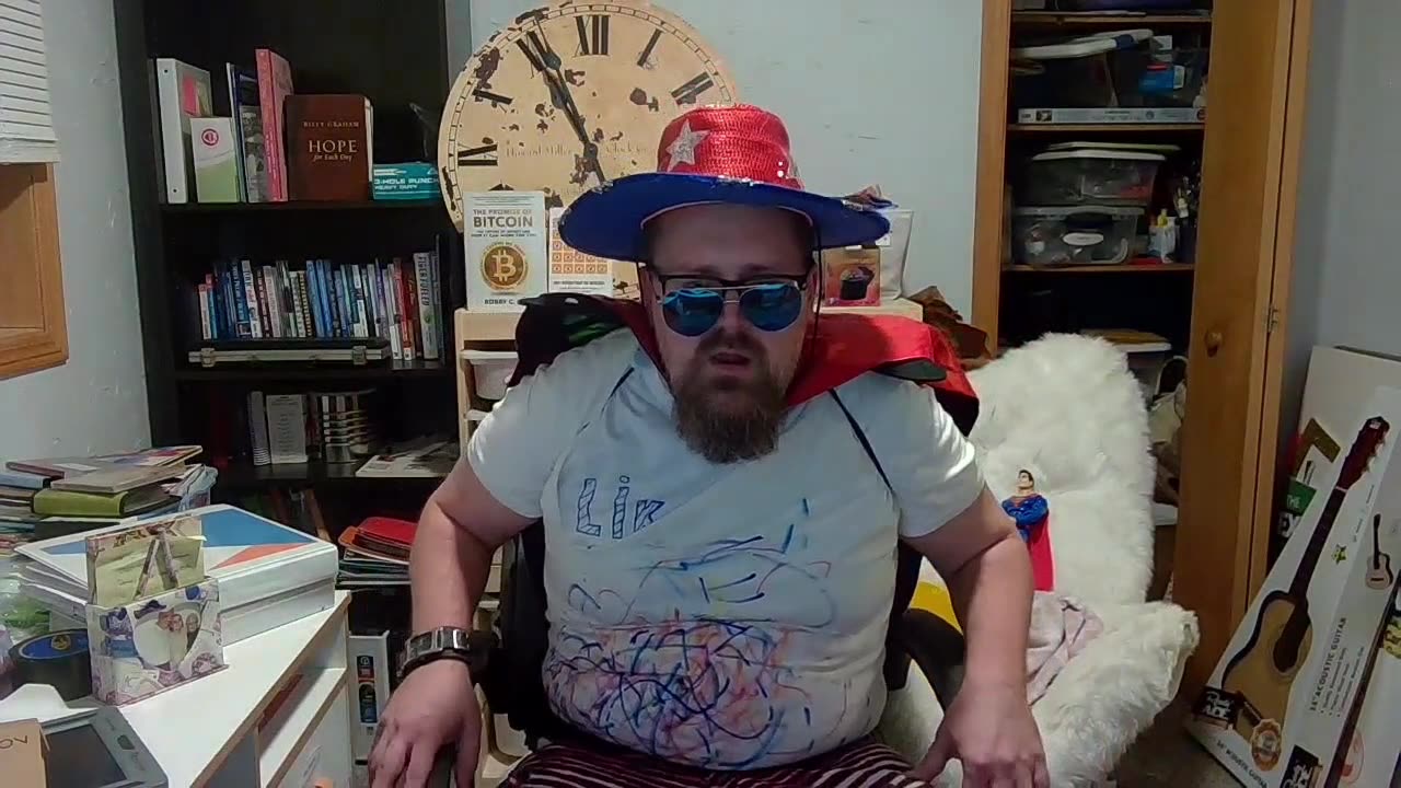 MACHO BEARD VS THE PENCIL NECK!!!