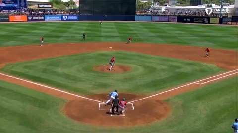 MLB - Kristian Campbell shows off the athleticism with a diving grab 😤