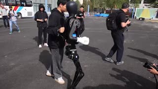 Robots al trote: así avanza China hacia una convivencia tecnológica cotidiana