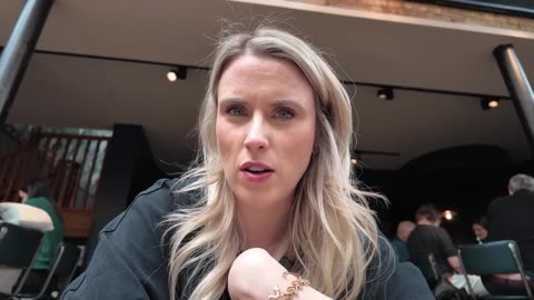 Review Of Pizza Express & Why It’s FAILING! (720p60fps)