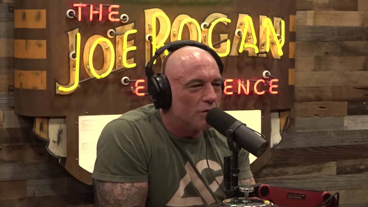 Joe Rogan Experience - Charley Crockett 6-19-25